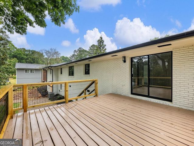 1870 Hebron Hills Drive, Tucker, GA 30084