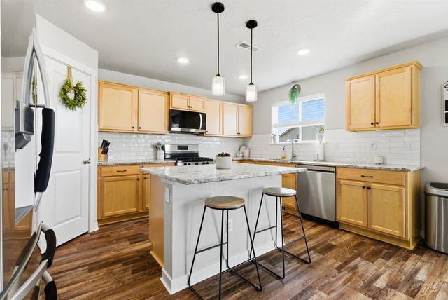 19189 Smith Fork Way, Caldwell, ID 83605