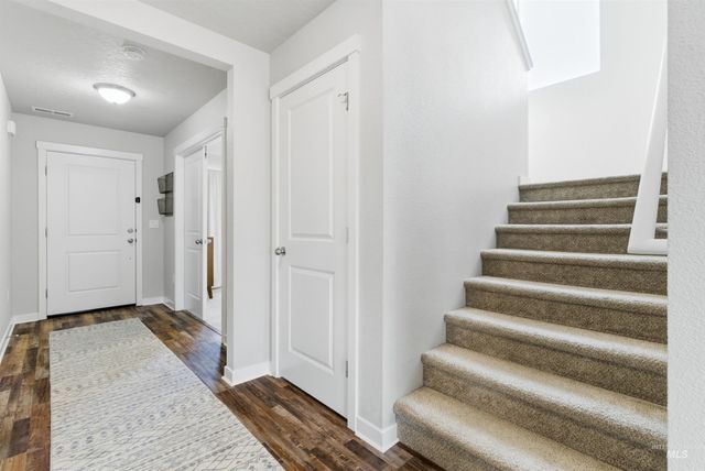 19189 Smith Fork Way, Caldwell, ID 83605