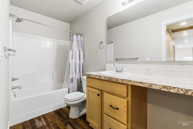 19189 Smith Fork Way, Caldwell, ID 83605