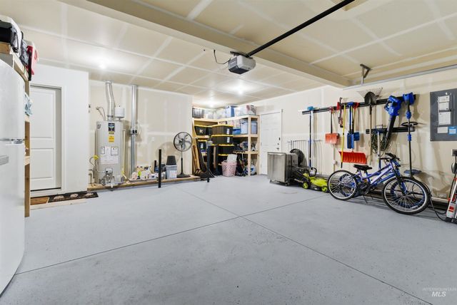 19189 Smith Fork Way, Caldwell, ID 83605