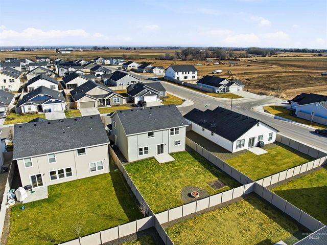 19189 Smith Fork Way, Caldwell, ID 83605