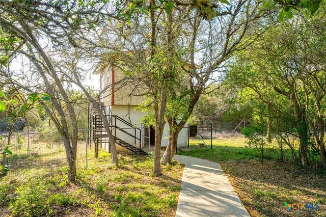 102 Adams Way, Canyon Lake, TX 78133