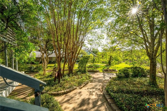 102 Adams Way, Canyon Lake, TX 78133