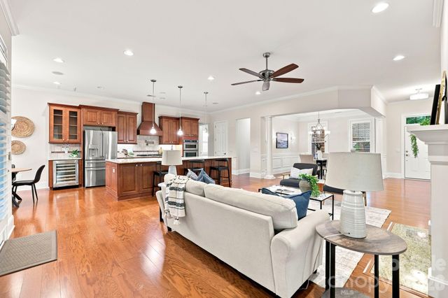 15503 Lake Ridge Road, Charlotte, NC 28278