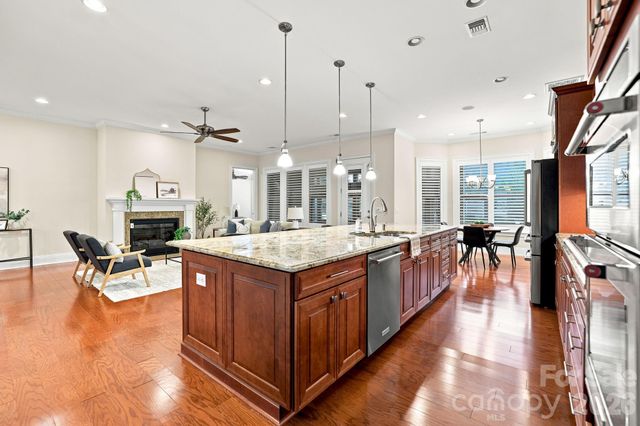15503 Lake Ridge Road, Charlotte, NC 28278