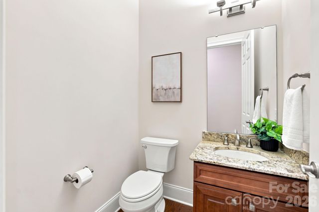 15503 Lake Ridge Road, Charlotte, NC 28278
