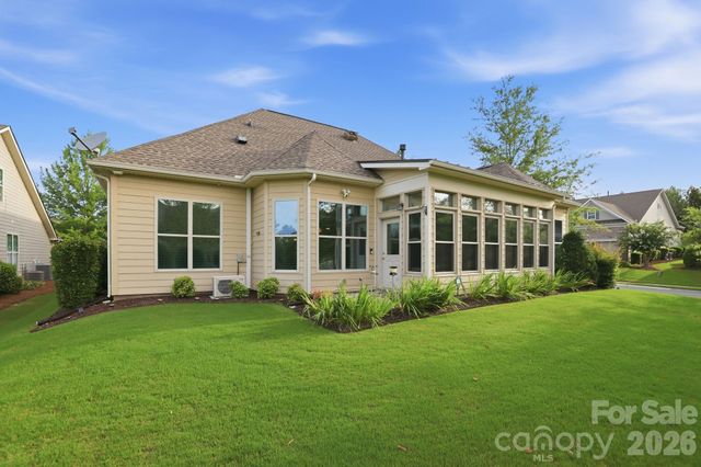 15503 Lake Ridge Road, Charlotte, NC 28278