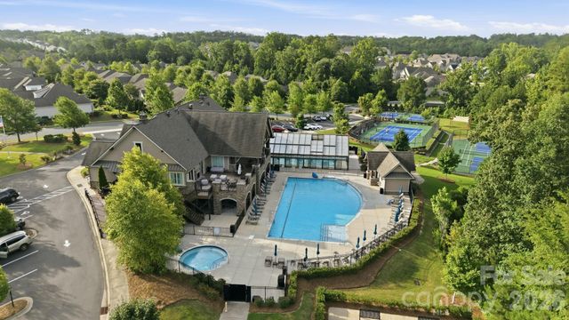 15503 Lake Ridge Road, Charlotte, NC 28278