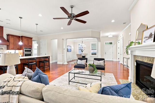 15503 Lake Ridge Road, Charlotte, NC 28278
