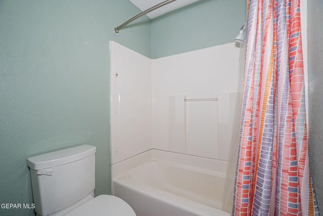 4643 R L SHOEMAKER Drive, El Paso, TX 79924