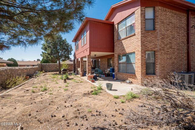 4643 R L SHOEMAKER Drive, El Paso, TX 79924