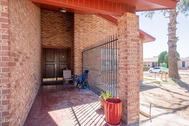 4643 R L SHOEMAKER Drive, El Paso, TX 79924
