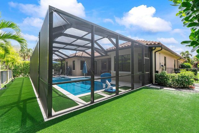 8040 NW 112th Terrace, Parkland, FL 33076