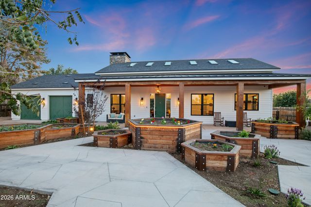 129 E WATER TANK Road, Gilbert, AZ 85296