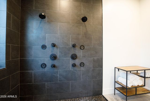 129 E WATER TANK Road, Gilbert, AZ 85296