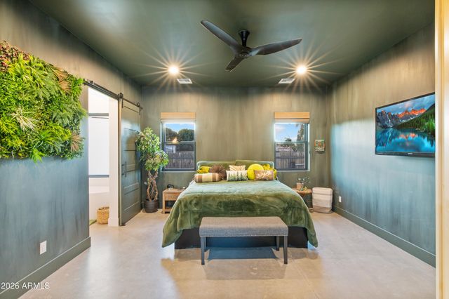 129 E WATER TANK Road, Gilbert, AZ 85296