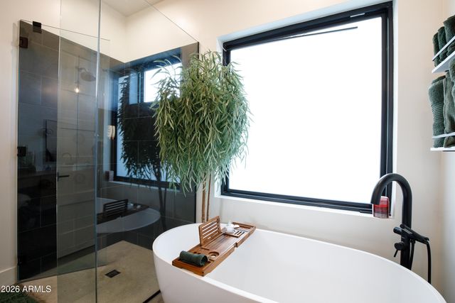 129 E WATER TANK Road, Gilbert, AZ 85296