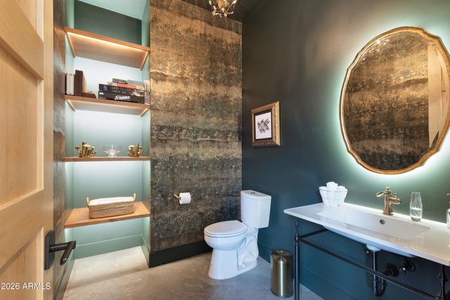 129 E WATER TANK Road, Gilbert, AZ 85296