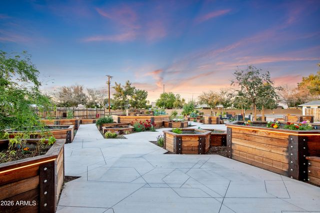 129 E WATER TANK Road, Gilbert, AZ 85296