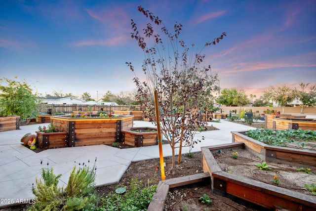 129 E WATER TANK Road, Gilbert, AZ 85296