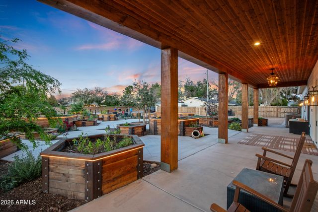 129 E WATER TANK Road, Gilbert, AZ 85296