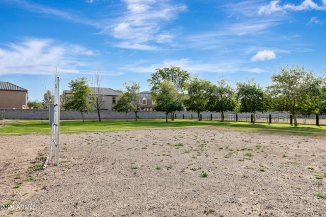 129 E WATER TANK Road, Gilbert, AZ 85296