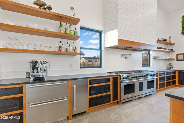 129 E WATER TANK Road, Gilbert, AZ 85296