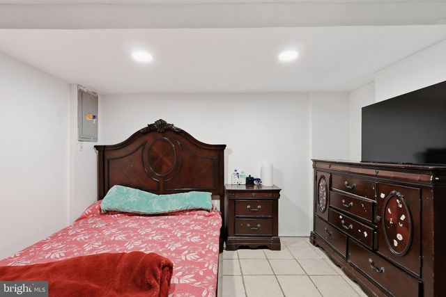 3280 BIRCH RD, Philadelphia, PA 19154