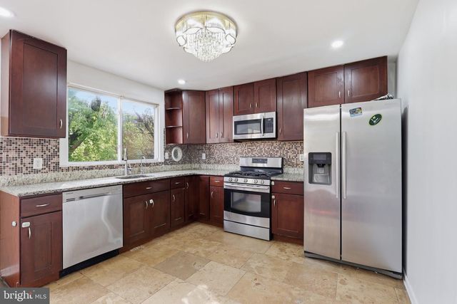 3280 BIRCH RD, Philadelphia, PA 19154
