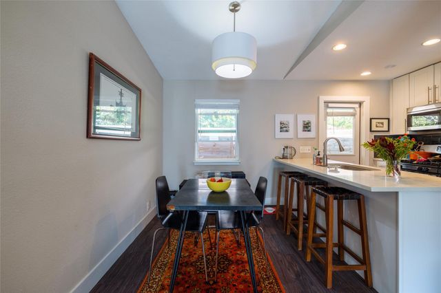 6306 Vioitha DR B, Austin, TX 78723