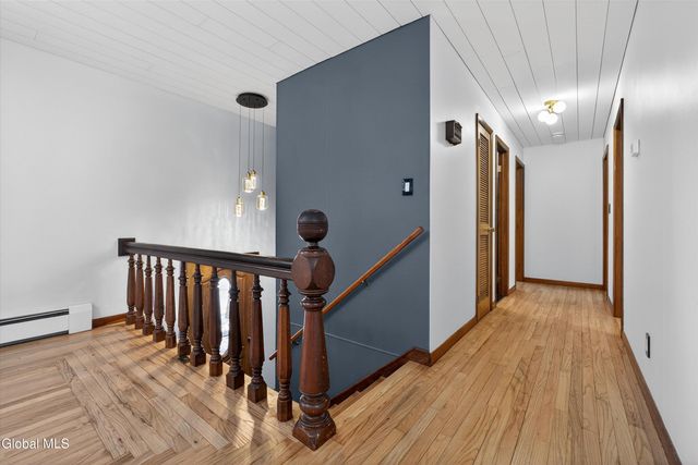 167 Redmond Road, Moreau, NY 12831