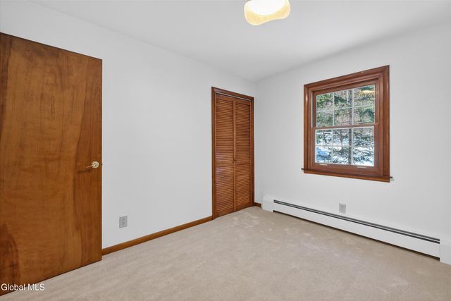 167 Redmond Road, Moreau, NY 12831