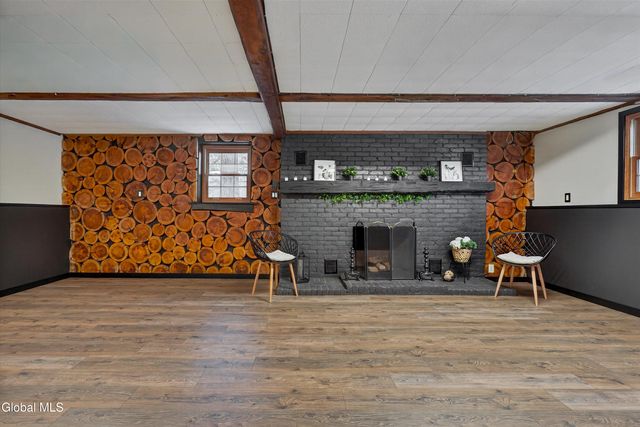 167 Redmond Road, Moreau, NY 12831