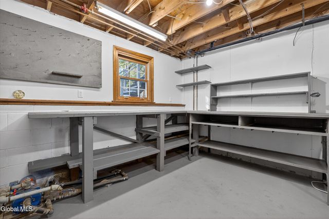 167 Redmond Road, Moreau, NY 12831