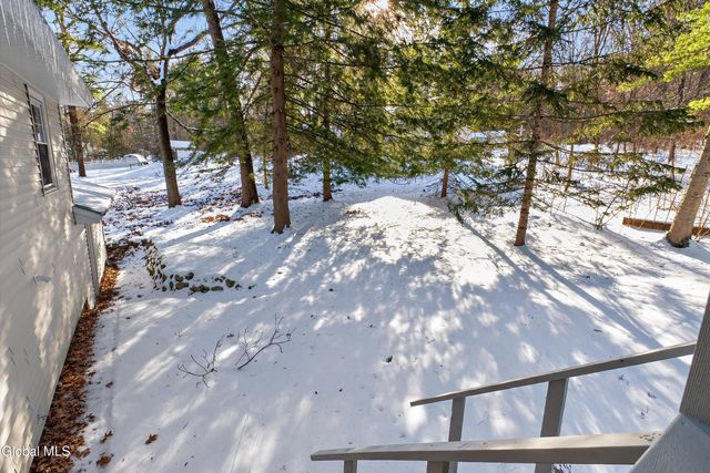 167 Redmond Road, Moreau, NY 12831