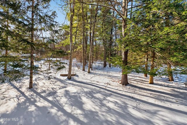 167 Redmond Road, Moreau, NY 12831