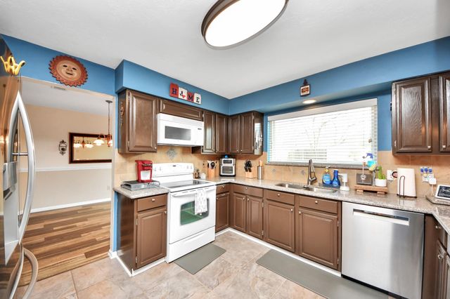 2503 Country Place Drive, Richmond, TX 77406