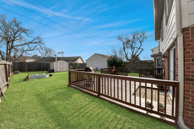 2503 Country Place Drive, Richmond, TX 77406