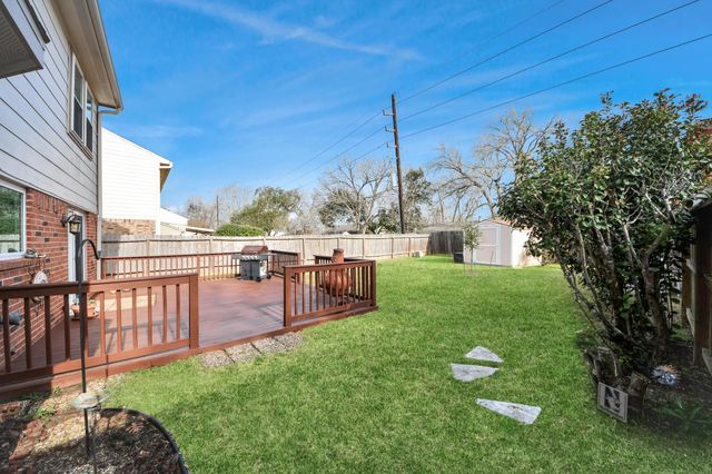 2503 Country Place Drive, Richmond, TX 77406