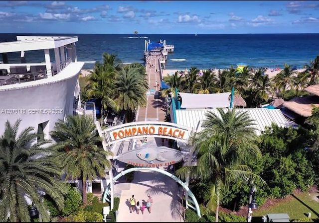 400 NE 2nd Street 1, Pompano Beach, FL 33060