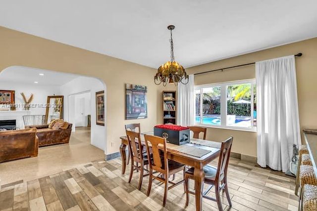 400 NE 2nd Street 1, Pompano Beach, FL 33060