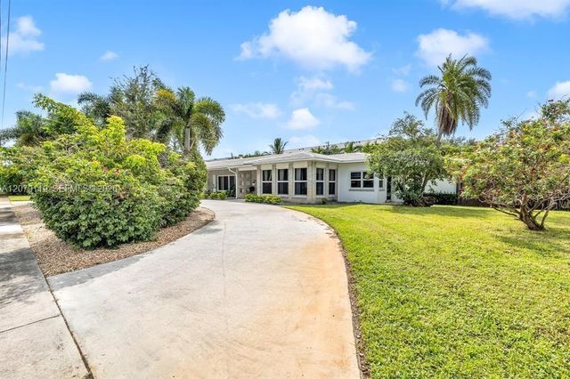 400 NE 2nd Street 1, Pompano Beach, FL 33060