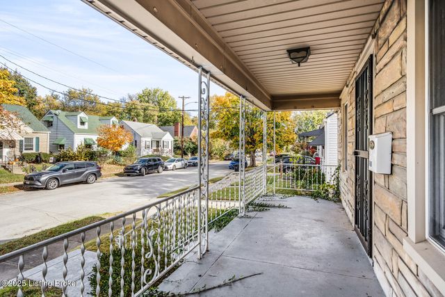 614 E Brandeis Ave, Louisville, KY 40217