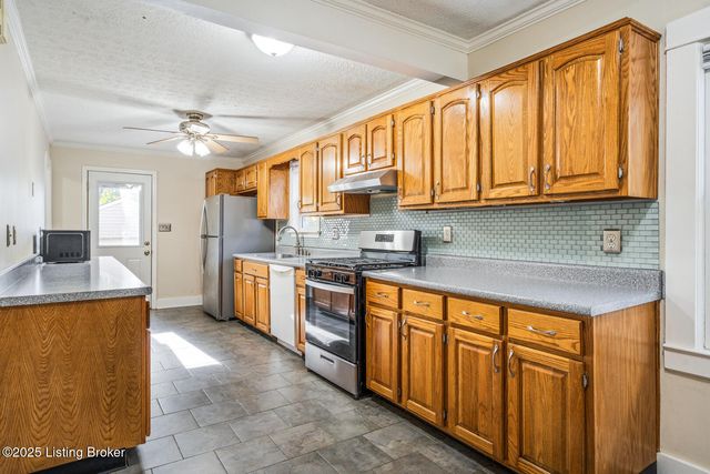 614 E Brandeis Ave, Louisville, KY 40217