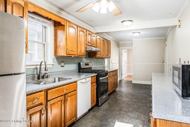 614 E Brandeis Ave, Louisville, KY 40217