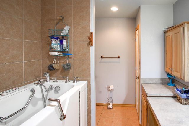 134 HIGH TIMBERS RD, Bastrop, TX 78602