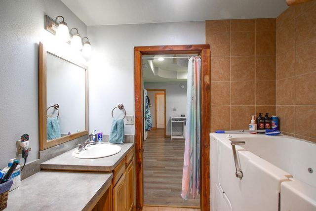 134 HIGH TIMBERS RD, Bastrop, TX 78602