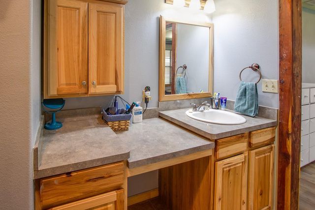 134 HIGH TIMBERS RD, Bastrop, TX 78602