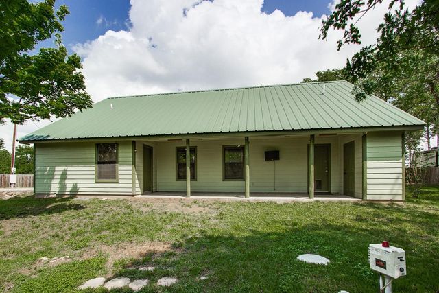 134 HIGH TIMBERS RD, Bastrop, TX 78602